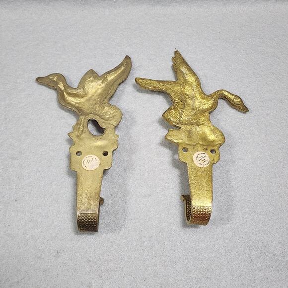 Brass Flying Duck & Goose Coat Clothes Key Wall Hooks Set of 2 Farmhouse Vintage - Picture 7 of 16